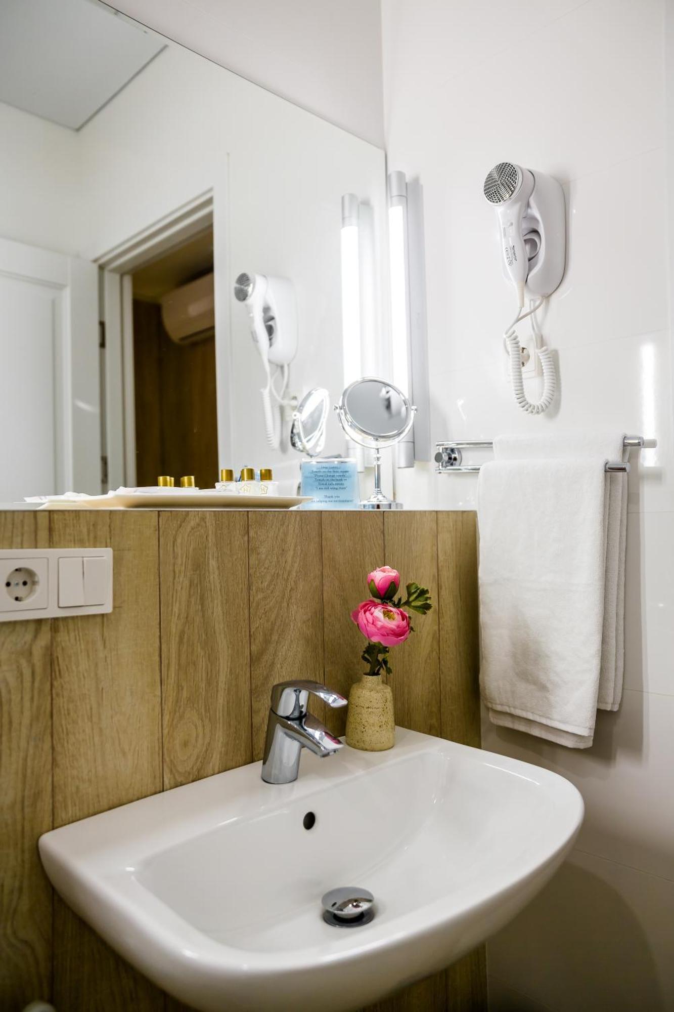 Boutique Apart Upe Τυφλίδα Δωμάτιο φωτογραφία