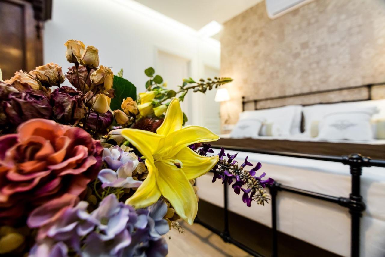 Boutique Apart Upe Τυφλίδα Εξωτερικό φωτογραφία
